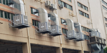 您知道工業(yè)節(jié)能環(huán)?？照{(diào)是怎么降溫的嗎