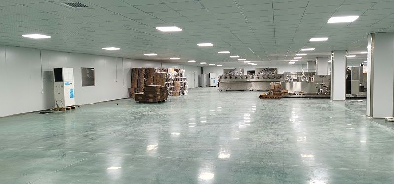 紙巾廠降溫工程用星科工業(yè)省電空調(diào).jpg 紙巾廠降溫工程用星科工業(yè)省電空調(diào).jpg